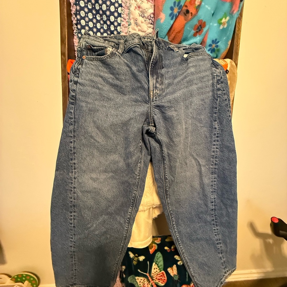 American Eagle Outfitters Light Blue Boyfriend Jeans